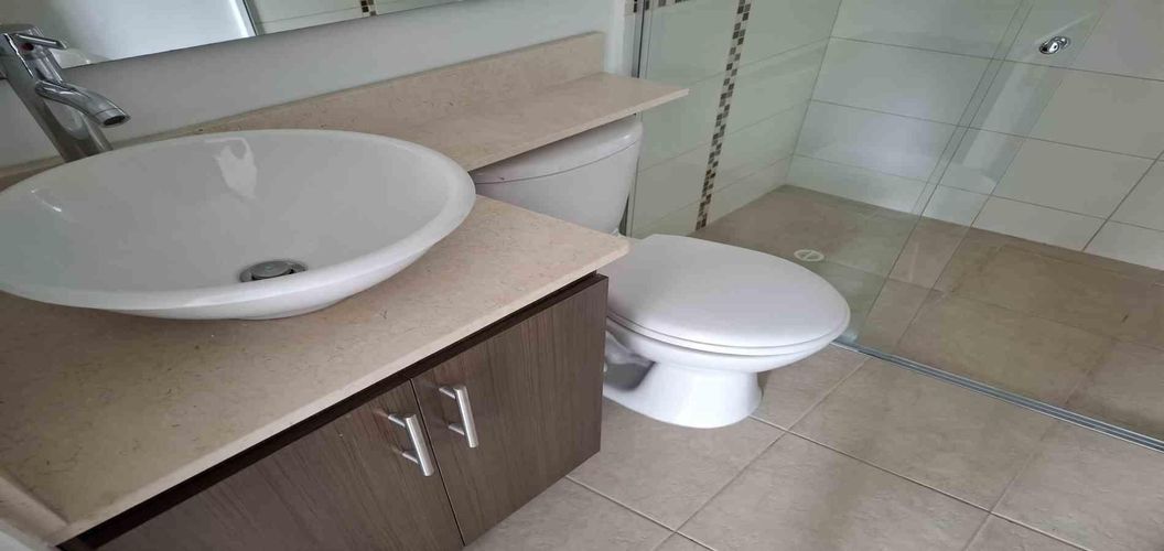 Apartamento de 2 alcobas en venta en Loma De La Doctora, Sabaneta, 85 m² · foto 13 de 21