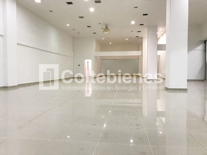 Local en arriendo en Colombia, Medellín, 293 m² · foto 4 de 8