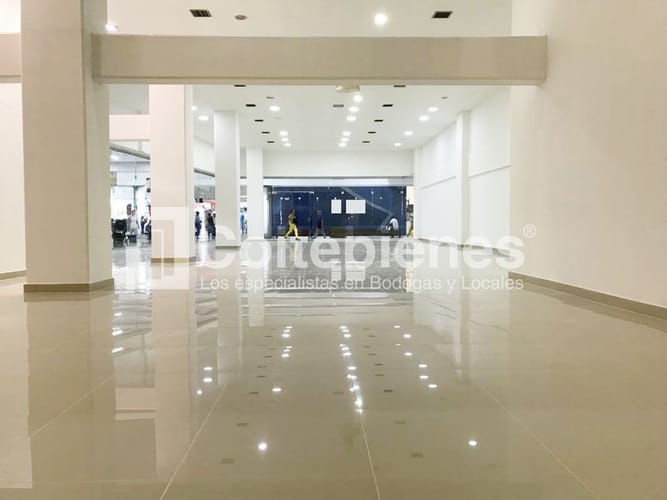 Local en arriendo en Colombia, Medellín, 293 m² · foto 5 de 8