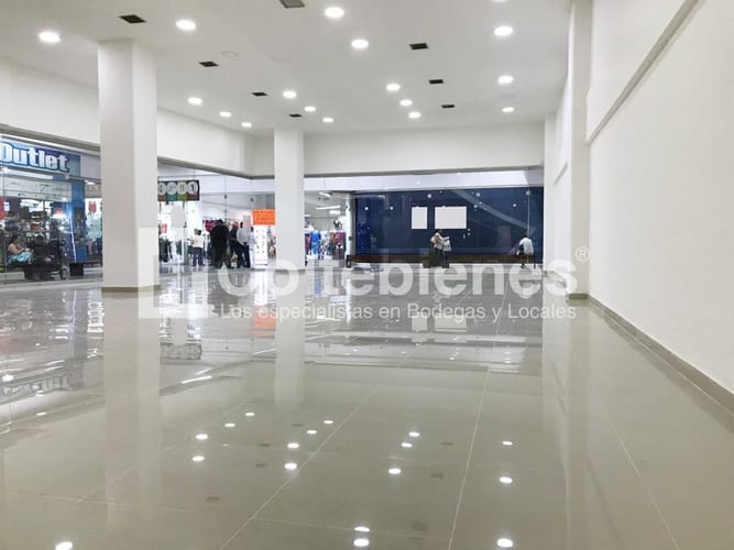 Local en arriendo en Colombia, Medellín, 293 m² · foto 6 de 8