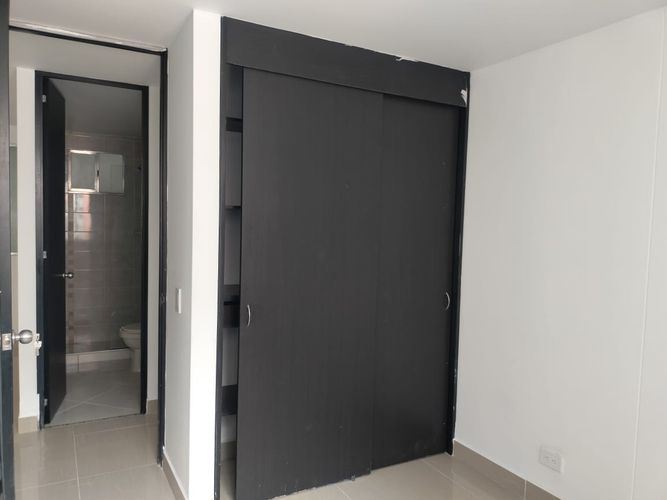 Apartamento de 3 alcobas en arriendo en El Poblado, Medellín, 84 m² · foto 13 de 20