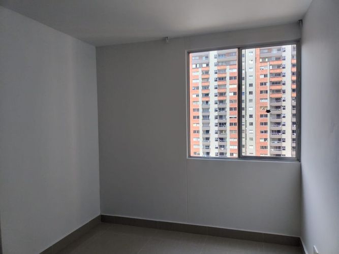 Apartamento de 3 alcobas en arriendo en El Poblado, Medellín, 84 m² · foto 14 de 20