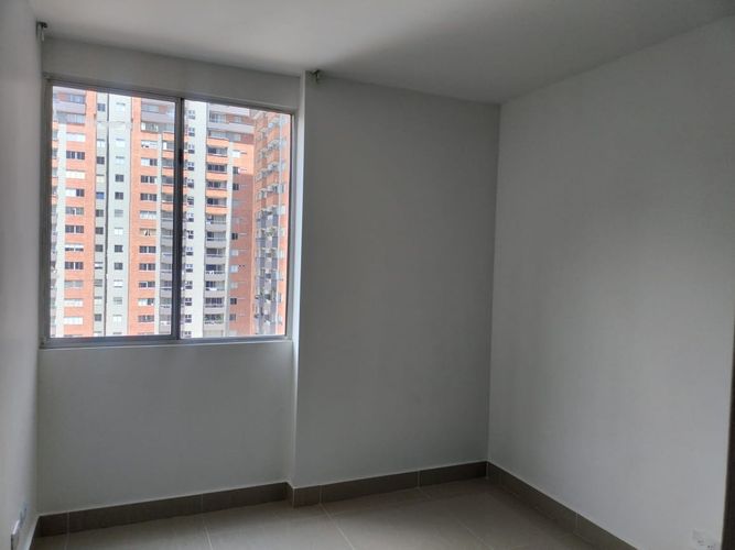 Apartamento de 3 alcobas en arriendo en El Poblado, Medellín, 84 m² · foto 17 de 20