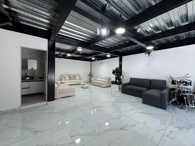 Casa de 3 alcobas en venta en Llano Grande, Rionegro, 311 m² · foto 2 de 11