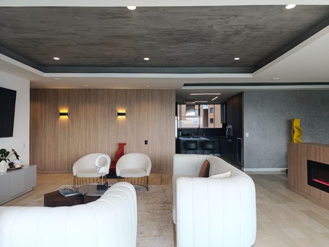 Apartamento de 3 alcobas en venta en El Poblado, Medellín, 218 m² · foto 4 de 20