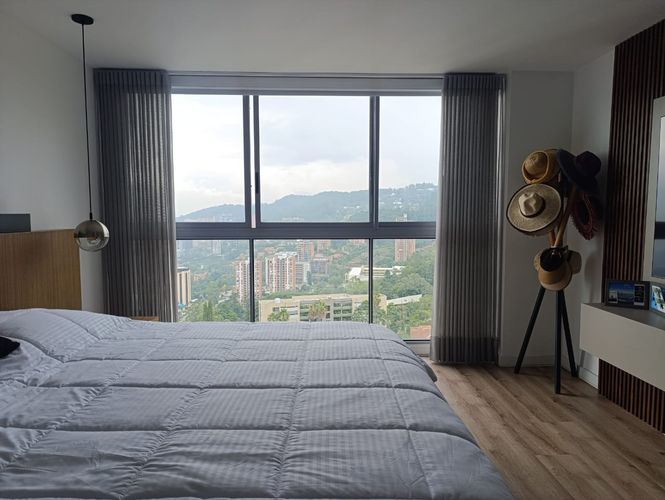 Apartamento de 3 alcobas en venta en El Poblado, Medellín, 218 m² · foto 15 de 20