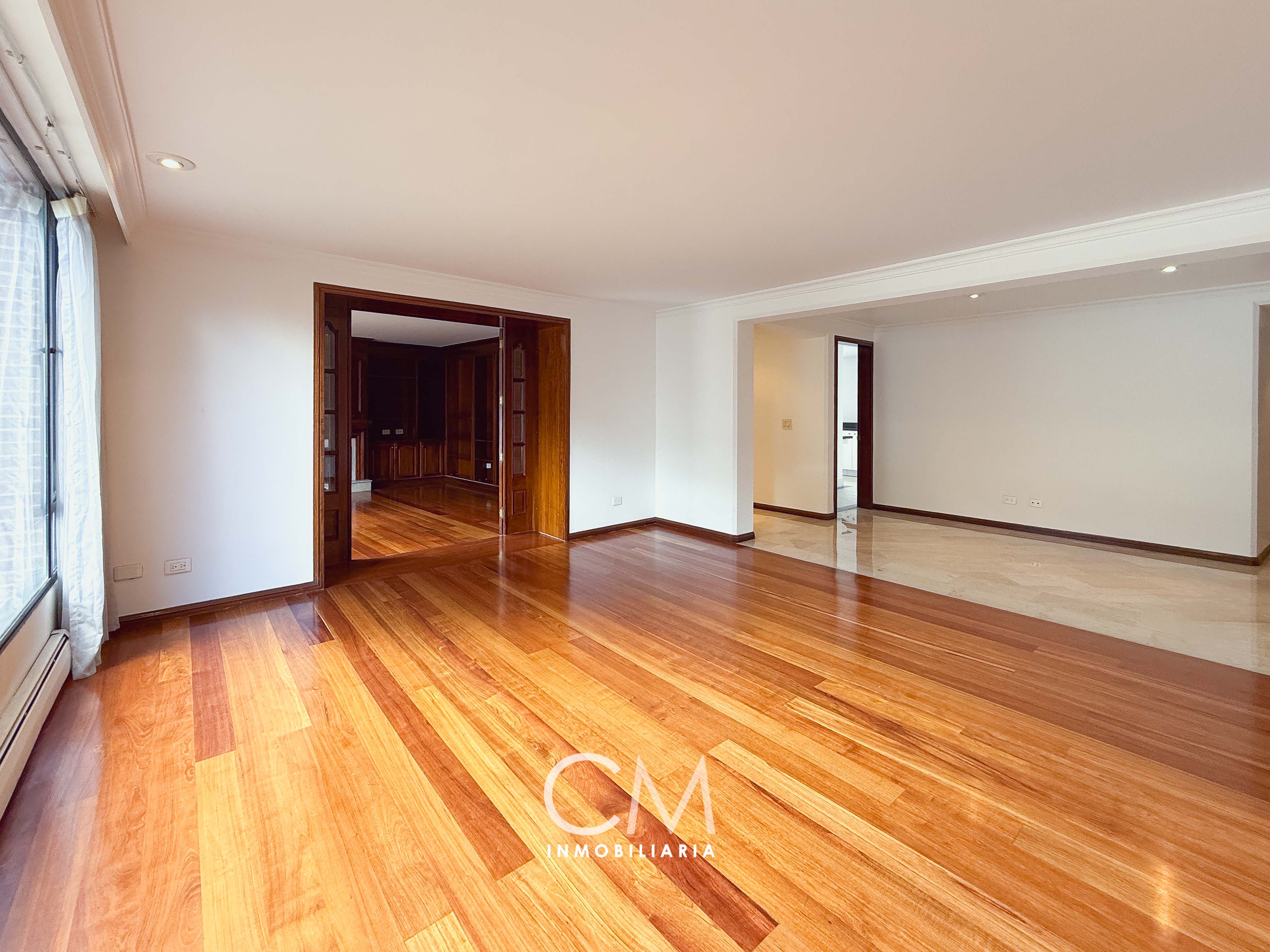 Apartamento en venta en Los Rosales, Bogotá · foto 2 de 22