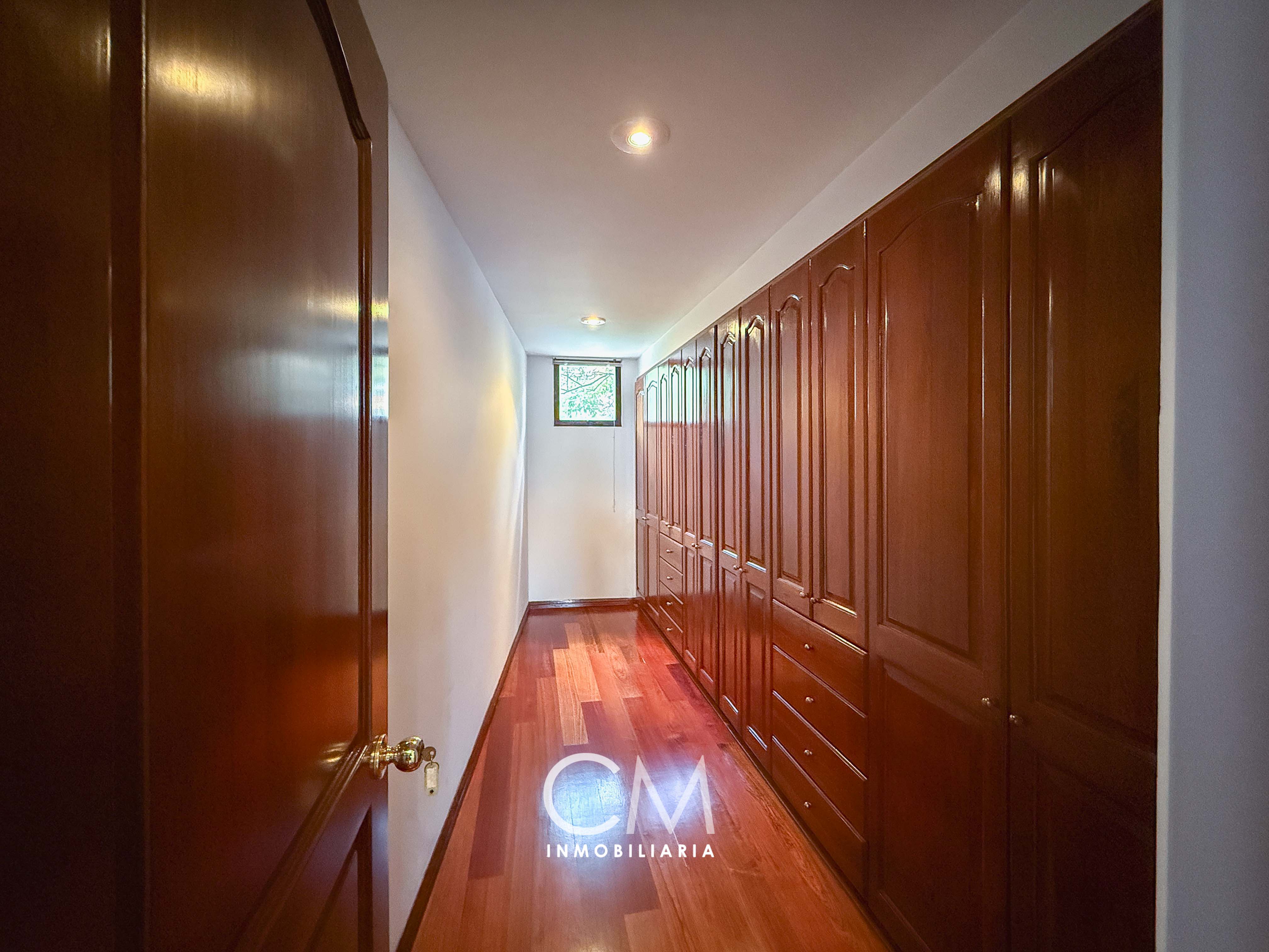 Apartamento en venta en Los Rosales, Bogotá · foto 9 de 22