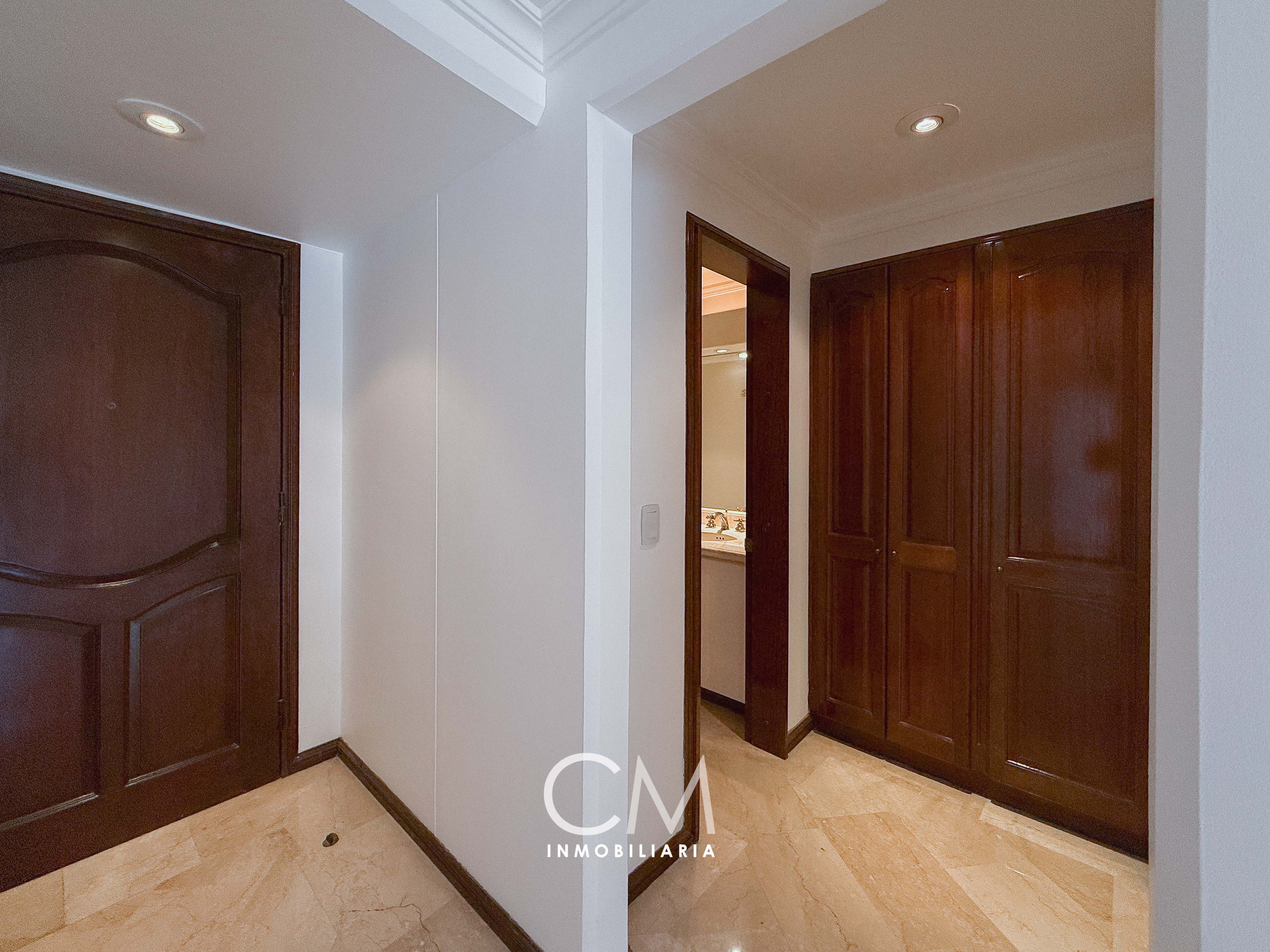 Apartamento en venta en Los Rosales, Bogotá · foto 21 de 22