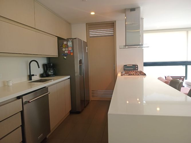 Apartamento de 2 alcobas en venta en El Poblado, Medellín, 122 m² · foto 7 de 18