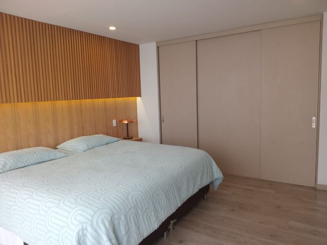 Apartamento de 2 alcobas en venta en El Poblado, Medellín, 122 m² · foto 12 de 18