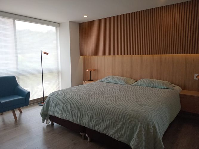Apartamento de 2 alcobas en venta en El Poblado, Medellín, 122 m² · foto 14 de 18