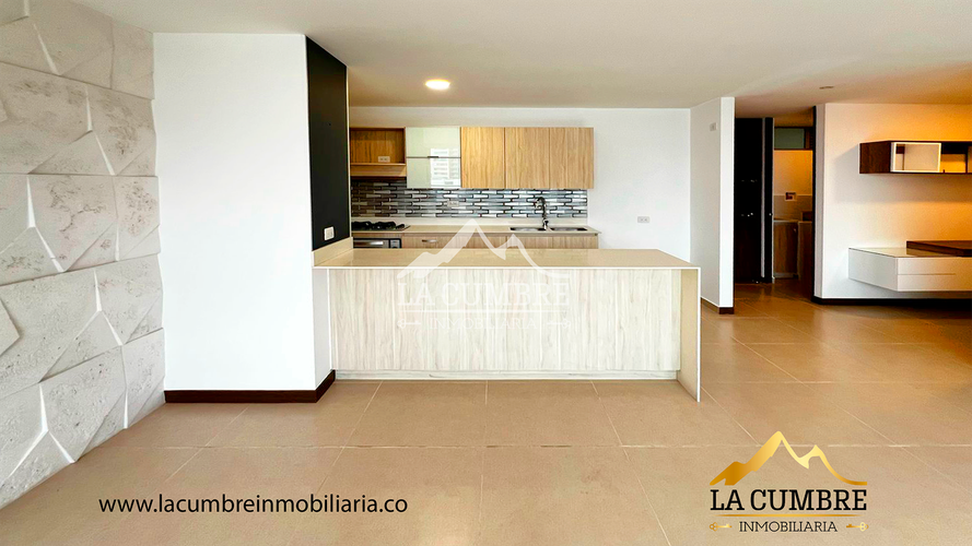 Apartamento de 2 alcobas en arriendo en Loma De Los Gonzalez, Medellín, 95 m² · foto 3 de 15