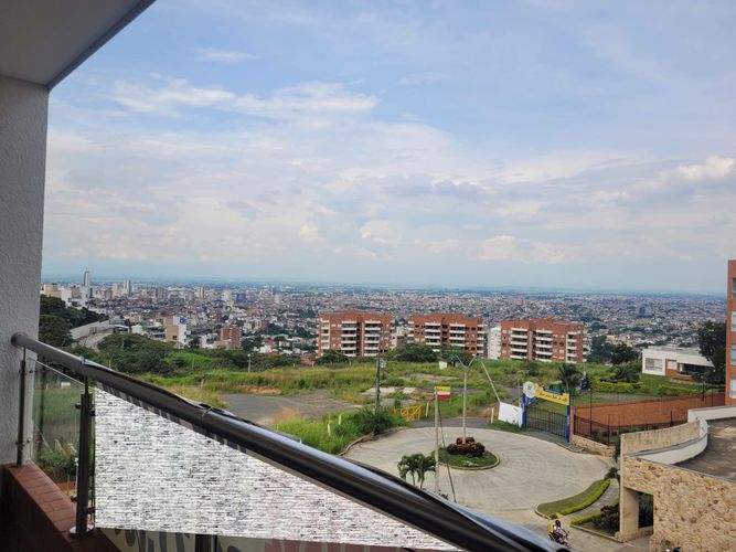 Apartamento de 2 alcobas en venta en Cristales, Cali, 102 m² · foto 4 de 20