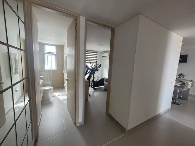 Apartamento de 2 alcobas en venta en Cristales, Cali, 102 m² · foto 8 de 20