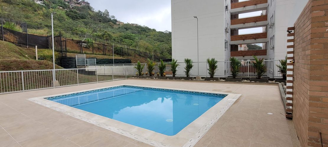 Apartamento de 2 alcobas en venta en Cristales, Cali, 102 m² · foto 19 de 20
