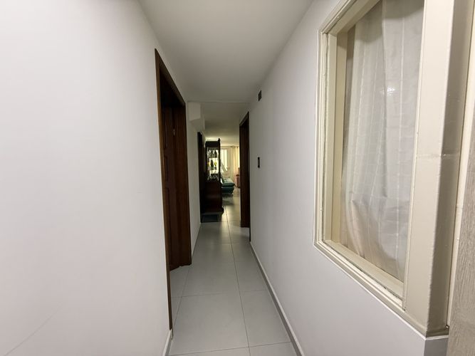 Casa de 8 alcobas en venta en Horizonte, Madrid, 300 m² · foto 4 de 24