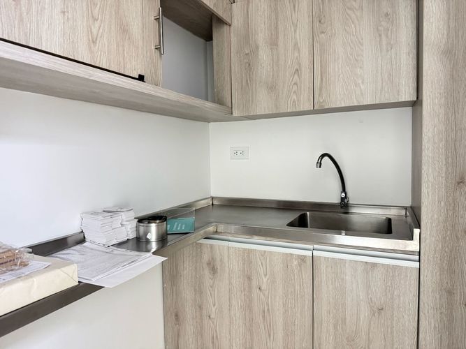 Consultorio en arriendo en Las Casitas, Sabaneta, 33 m² · foto 4 de 8