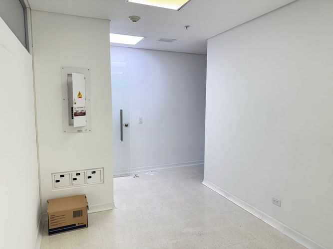 Consultorio en arriendo en Las Casitas, Sabaneta, 33 m² · foto 6 de 8