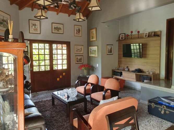 Casa de 3 alcobas en venta en La Sebastiana, Envigado, 724 m² · foto 7 de 22