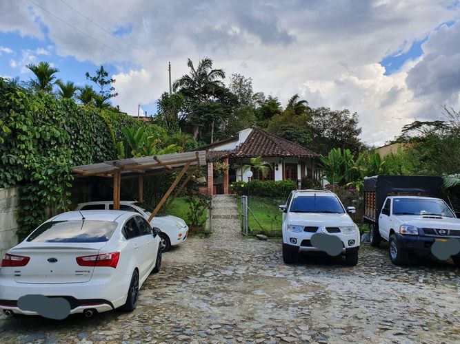 Casa de 3 alcobas en venta en La Sebastiana, Envigado, 724 m² · foto 19 de 22