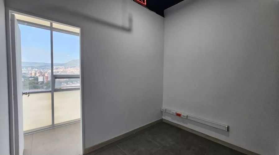 Oficina en venta en Urbanizacion Milan Condominio Iv, Envigado, 37 m² · foto 3 de 6
