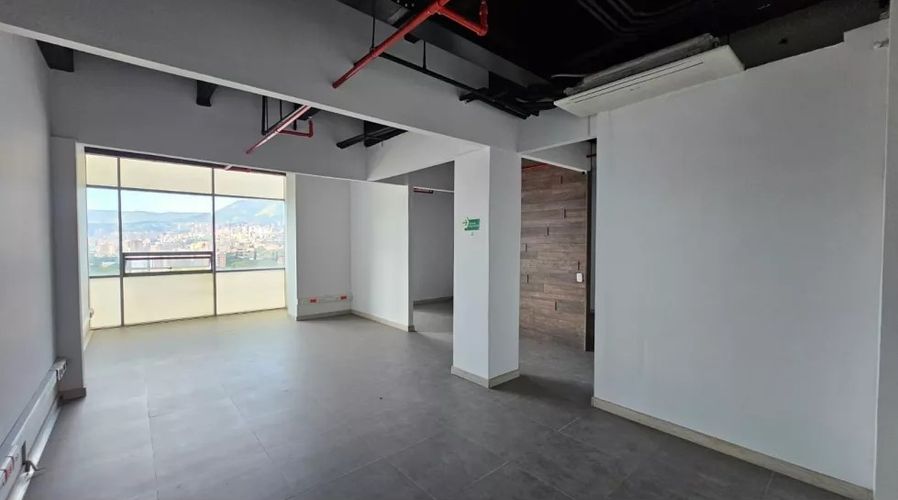 Oficina en venta en Urbanizacion Milan Condominio Iv, Envigado, 37 m² · foto 4 de 6