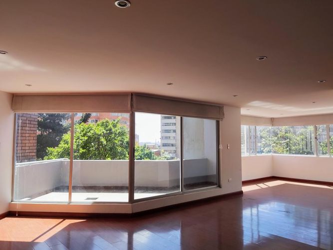 Apartamento en venta en San Martin, Bogotá · foto 3 de 24