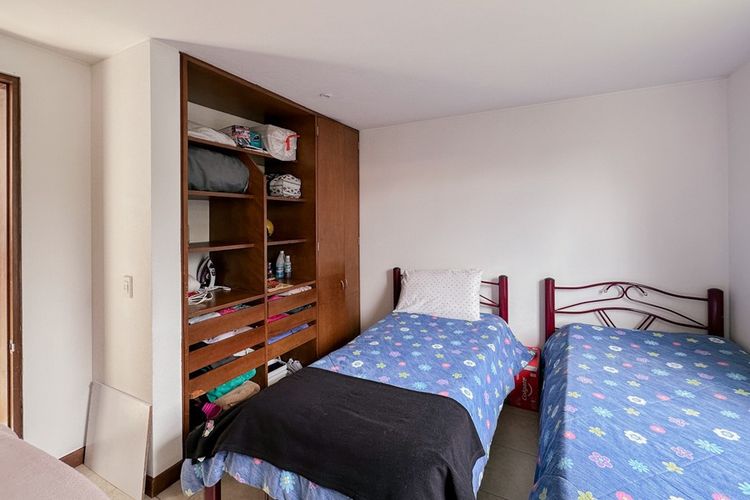 Casa de 4 alcobas en venta en Guaymaral, Bogotá, 406 m² · foto 13 de 24