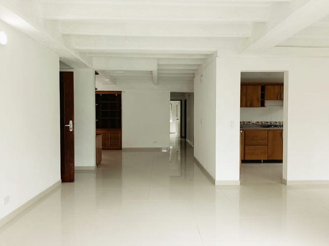 Apartamento en arriendo en Belén, Medellín · foto 5 de 15