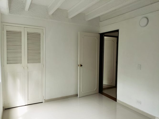 Apartamento en arriendo en Belén, Medellín · foto 10 de 15