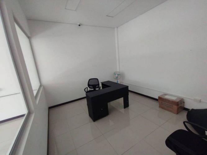 Bodega en arriendo en Aeropuerto, Rionegro, 230 m² · foto 3 de 16