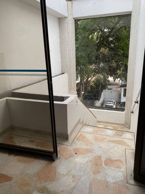 Edificio en venta en Centenario, Cali, 891 m² · foto 4 de 13