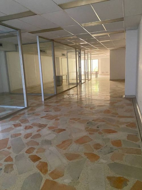 Edificio en venta en Centenario, Cali, 891 m² · foto 6 de 13