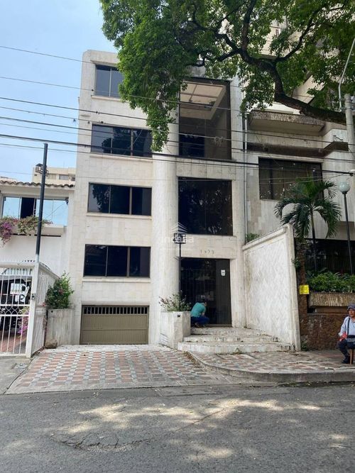 Edificio en venta en Centenario, Cali, 891 m² · foto 13 de 13