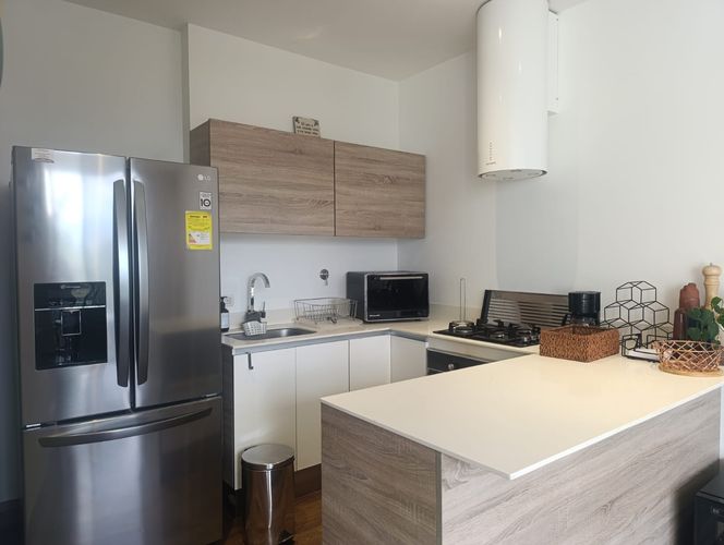 Apartamento de 2 alcobas en arriendo en El Poblado, Medellín, 120 m² · foto 6 de 18