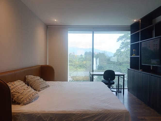 Apartamento de 2 alcobas en arriendo en El Poblado, Medellín, 120 m² · foto 7 de 18