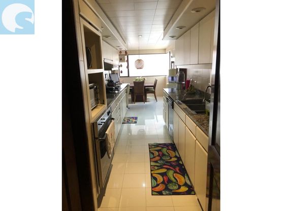 Apartamento en venta en La Carolina, Bogotá · foto 5 de 15