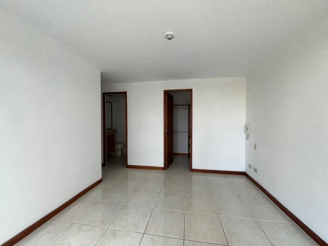 Apartamento de 3 alcobas en arriendo en El Poblado, Medellín, 112 m² · foto 10 de 16