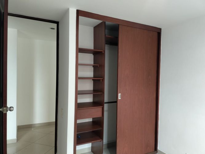 Apartamento de 3 alcobas en arriendo en El Poblado, Medellín, 83 m² · foto 12 de 15