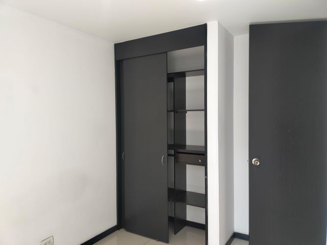 Apartamento de 3 alcobas en arriendo en El Poblado, Medellín, 74 m² · foto 9 de 17