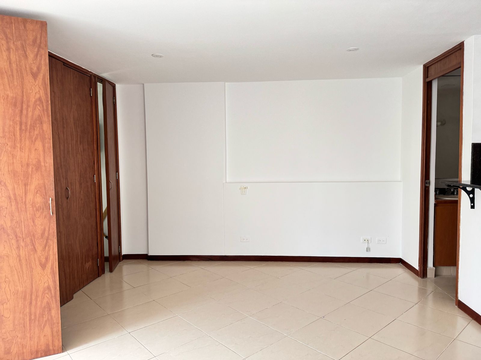 Apartamento en arriendo en El Poblado, Medellín · foto 8 de 11