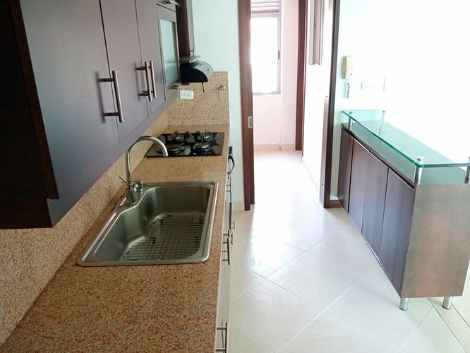 Apartamento de 3 alcobas en arriendo en Laureles, Medellín, 104 m² · foto 7 de 18