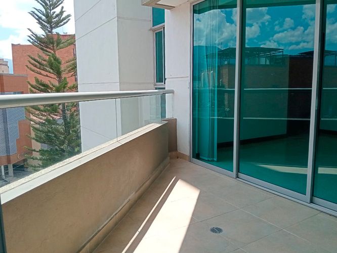 Apartamento de 3 alcobas en arriendo en Laureles, Medellín, 104 m² · foto 17 de 18
