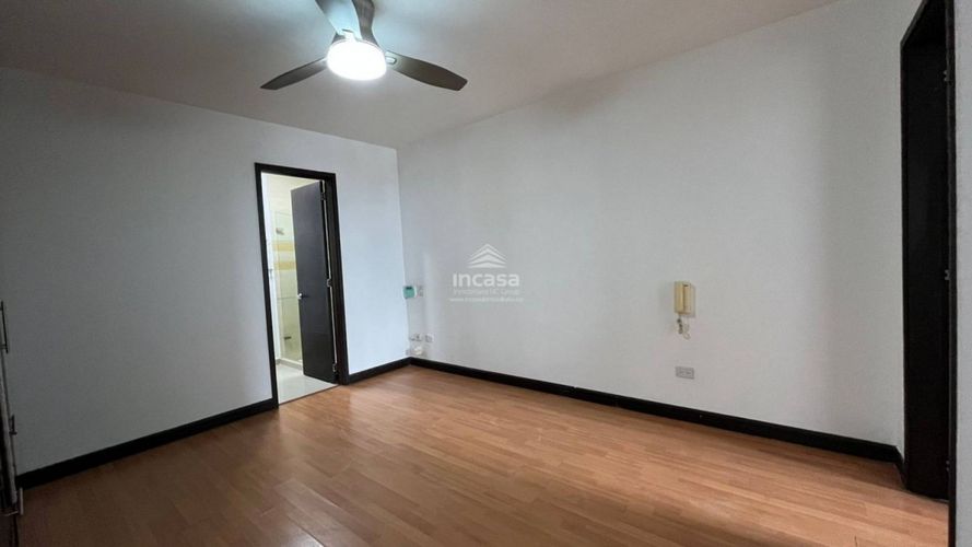 Apartamento de 1 alcoba en venta en Juanambu, Cali, 81 m² · foto 7 de 11