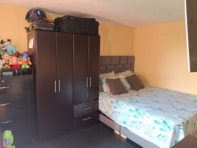 Apartamento de 3 alcobas en venta en Cr. Loto, Soacha, 53 m² · foto 5 de 11
