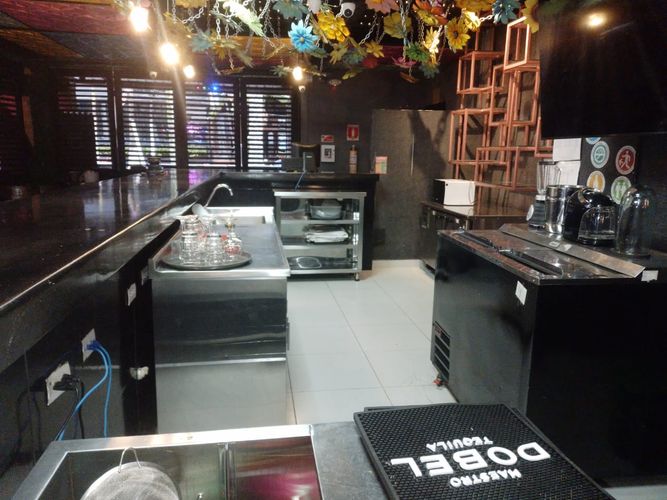 Local en arriendo en El Poblado, Medellín, 550 m² · foto 5 de 19