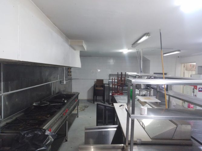 Local en arriendo en El Poblado, Medellín, 550 m² · foto 6 de 19