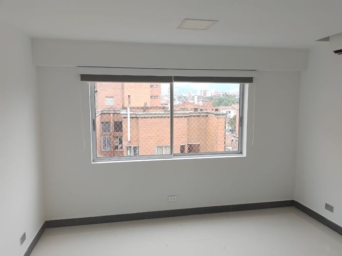 Apartamento de 3 alcobas en arriendo en Laureles, Medellín, 184 m² · foto 9 de 20