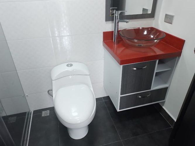Apartamento de 3 alcobas en arriendo en Laureles, Medellín, 184 m² · foto 16 de 20